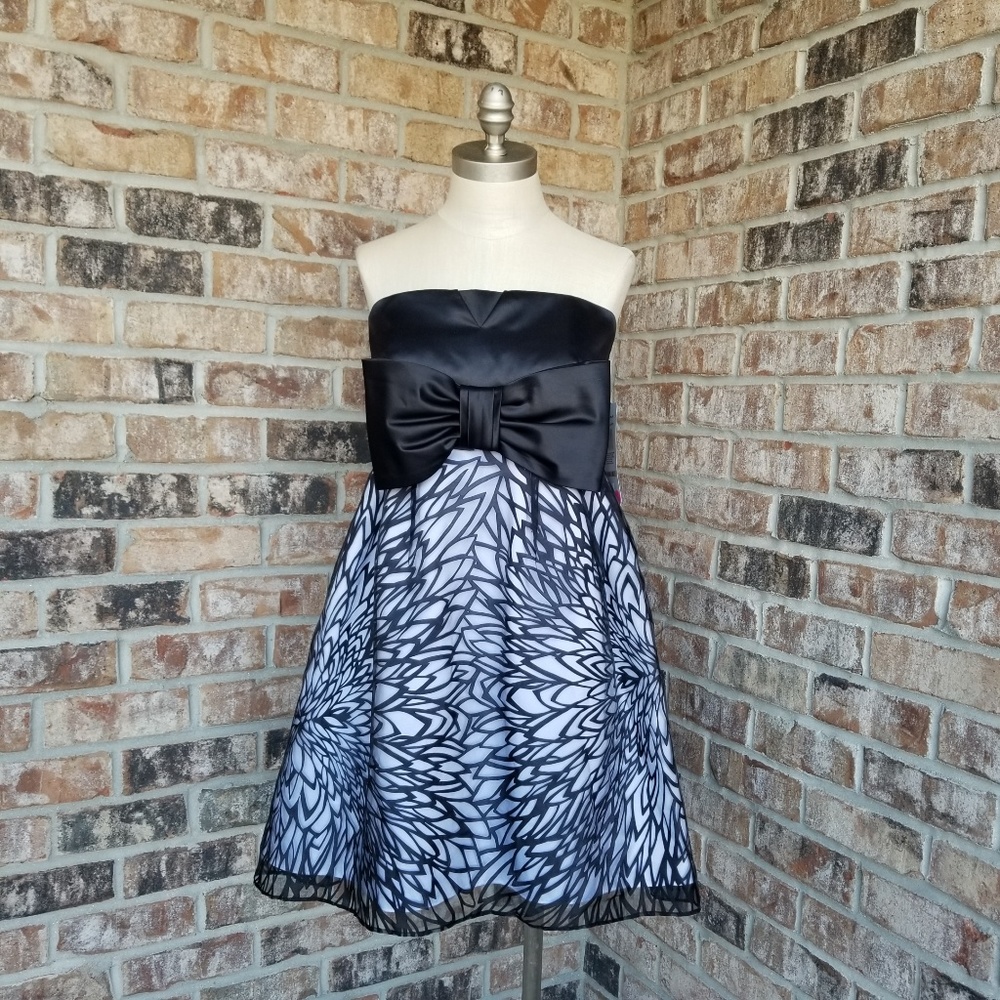 NWT Night Way Collection cocktail dress